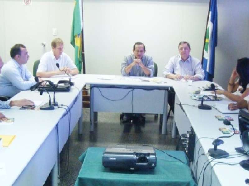 Secretário Zé Domingos Reúne Superintendentes de Consórcios Para Alinhar Ações da Sedraf 