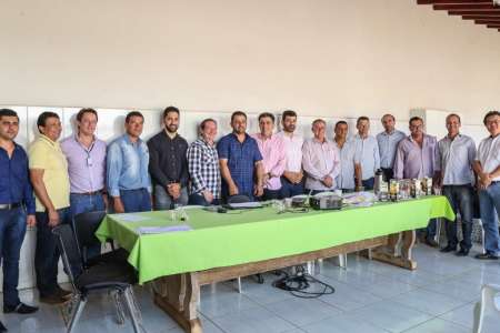 Secretário de Infraestrutura de Mato Grosso Visita Região Oeste, Anuncia Obras e Reafirma Parceria Com O Consórcio de Municípios 