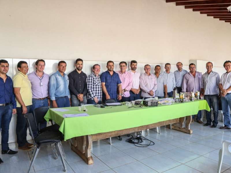 Secretário de Infraestrutura de Mato Grosso Visita Região Oeste, Anuncia Obras e Reafirma Parceria Com O Consórcio de Municípios 
